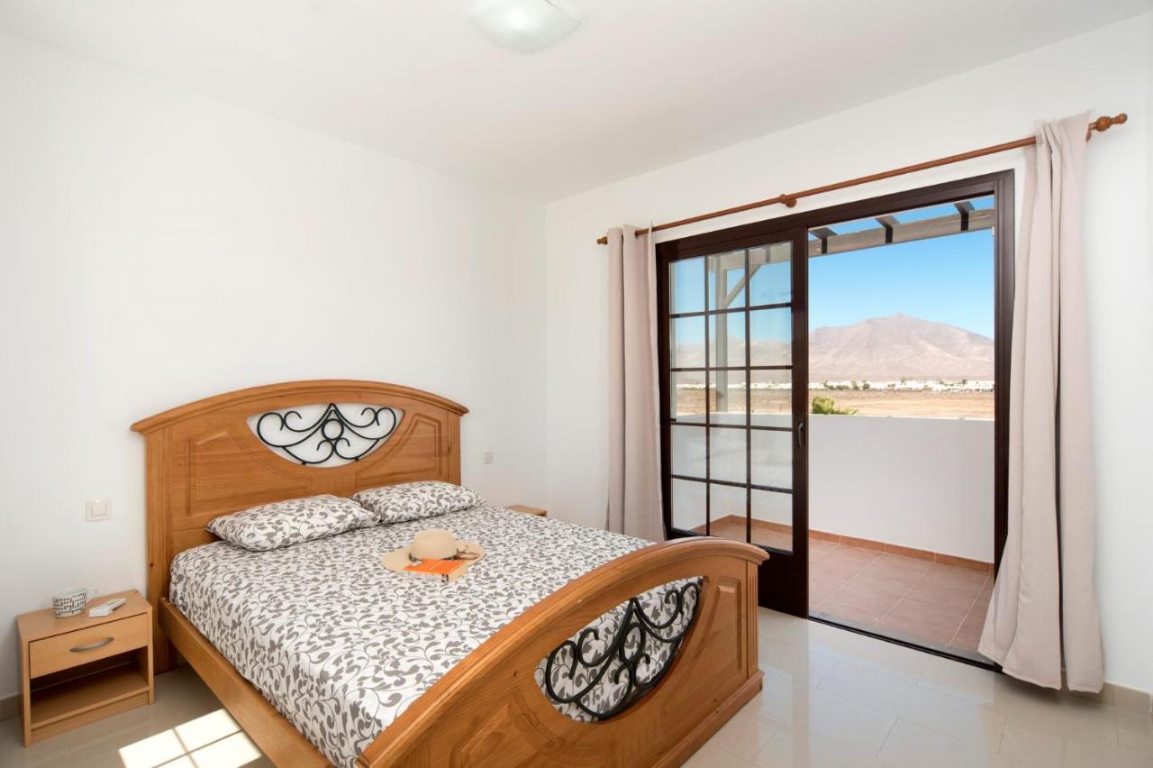 Villa Chinamar By Villa Plus Playa Blanca  Exteriör bild